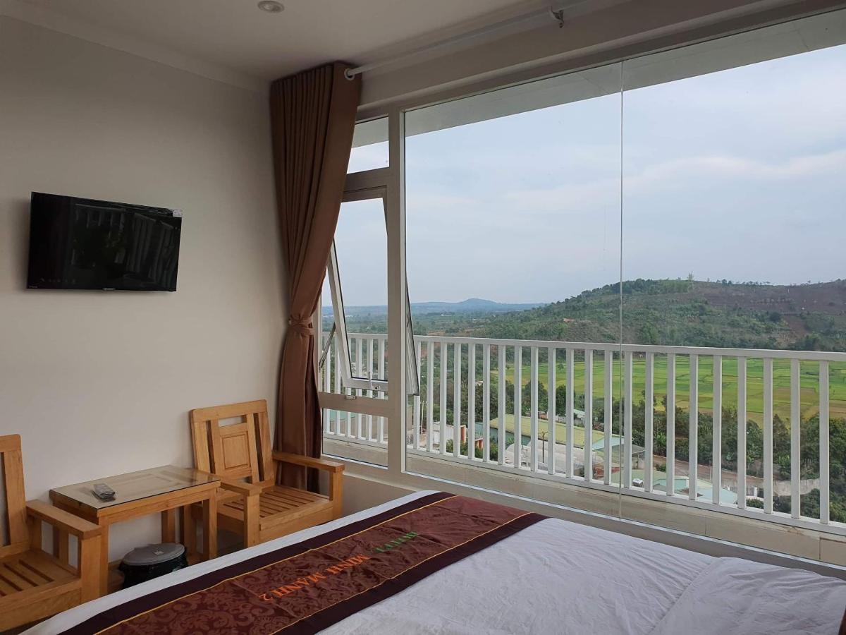 Minh Manh Hotel 2 Плейку Экстерьер фото